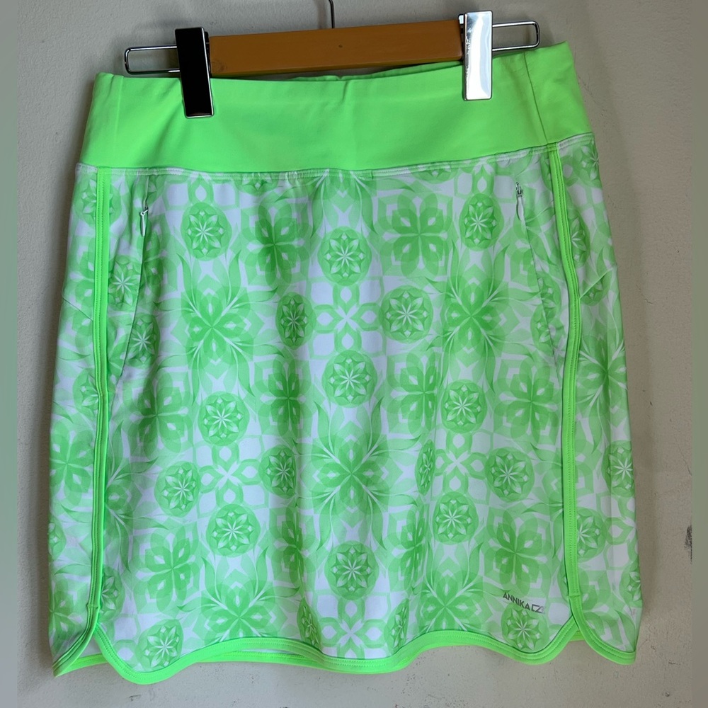 Annika Cutter and Buck Green Sport Skort  Size S